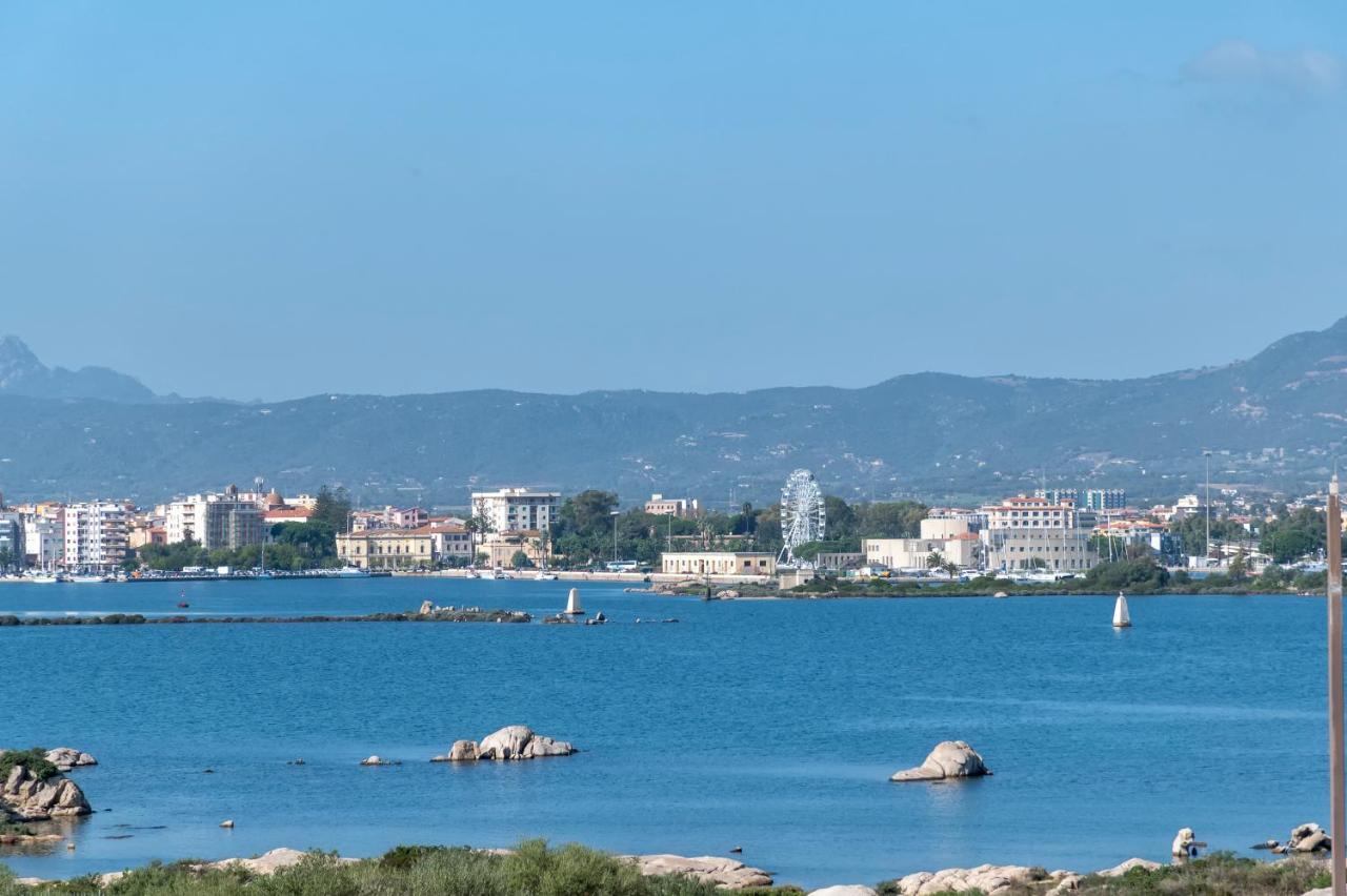 Top Floor Gulf View Apartment Olbia Exterior foto